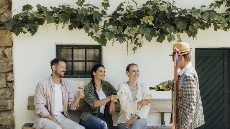 Kellergassenführung Poysdorf, © Weinviertel Tourismus _ Sophie Menegaldo